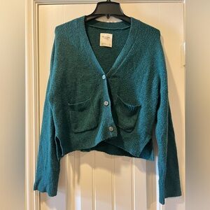 Abercrombie & Fitch • Women’s Classic Short Cardigan • Green • Small